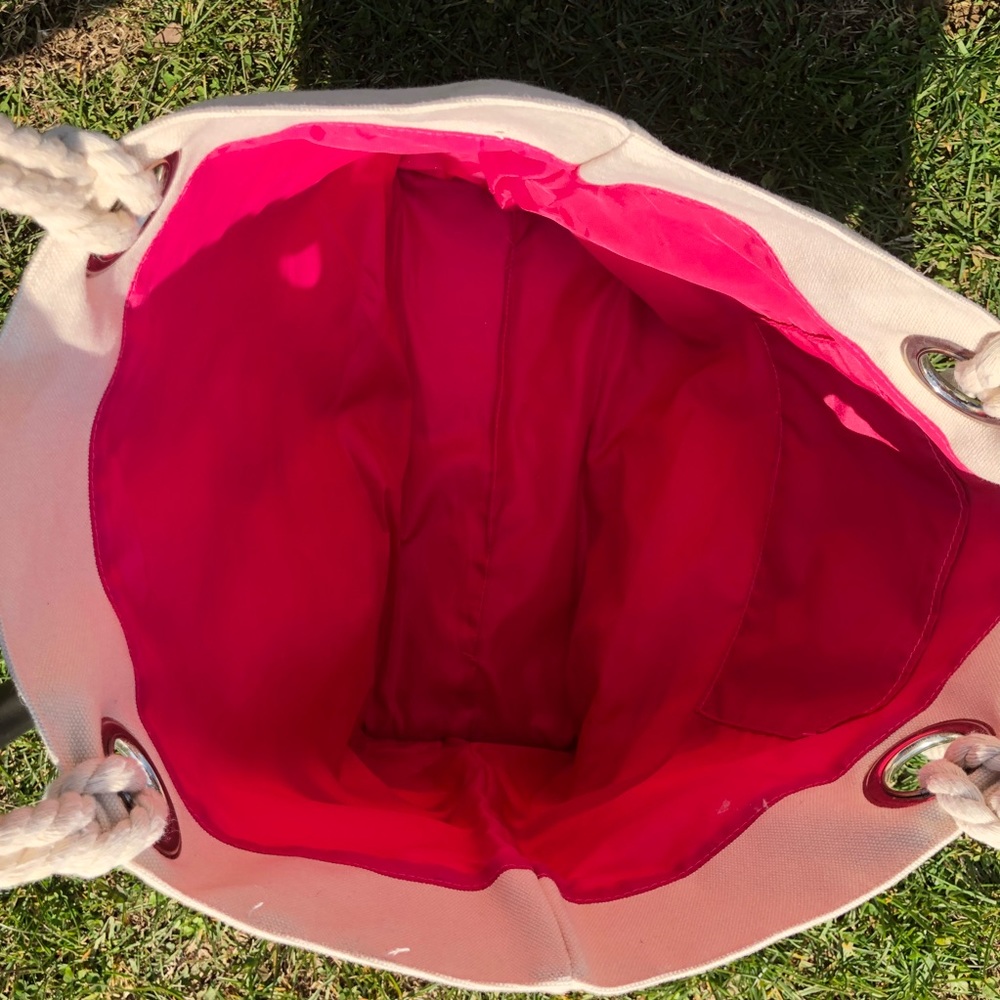 New Tote - Picture 4 of 6